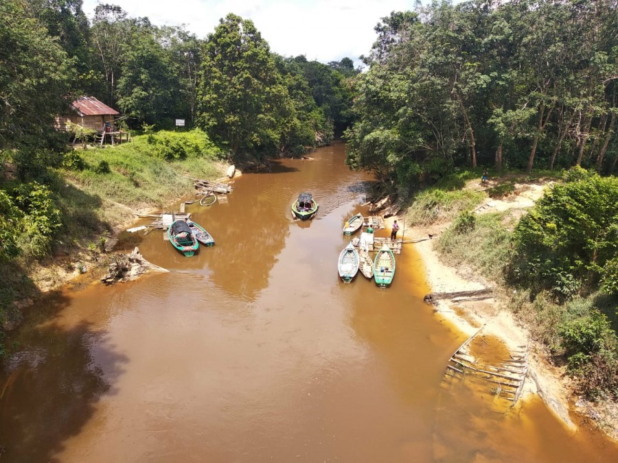 Mengunjungi Dusun di Tengah Belantara images