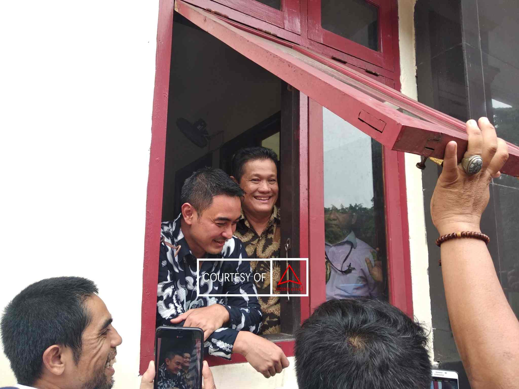 Lagi, KPK Tahan 5 Tersangka Skandal Suap Ketok Palu   images