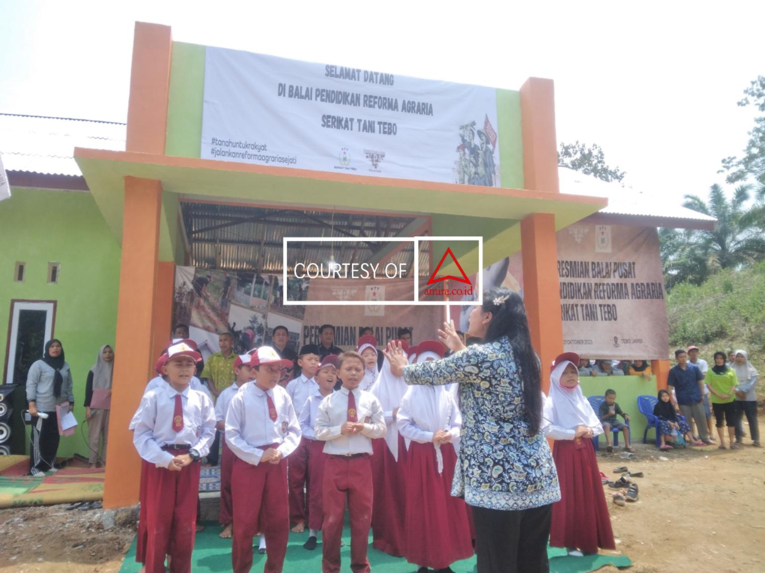 Petani Di Jambi Dibekali Pendidikan Reforma Agraria images