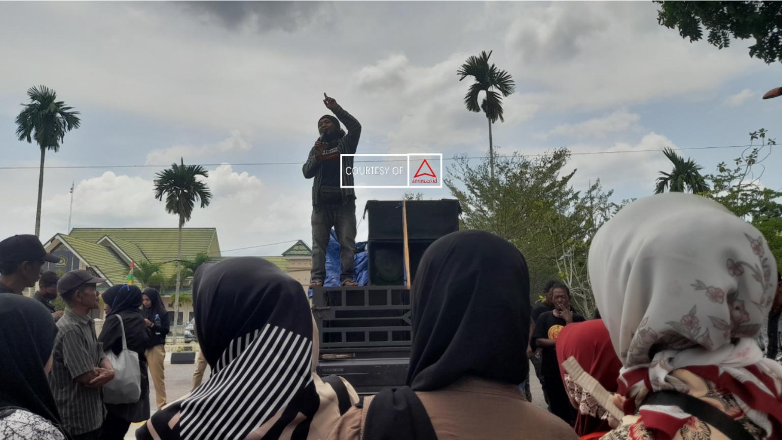 Tim Pengacara Bahusni Siapkan Pledoi images