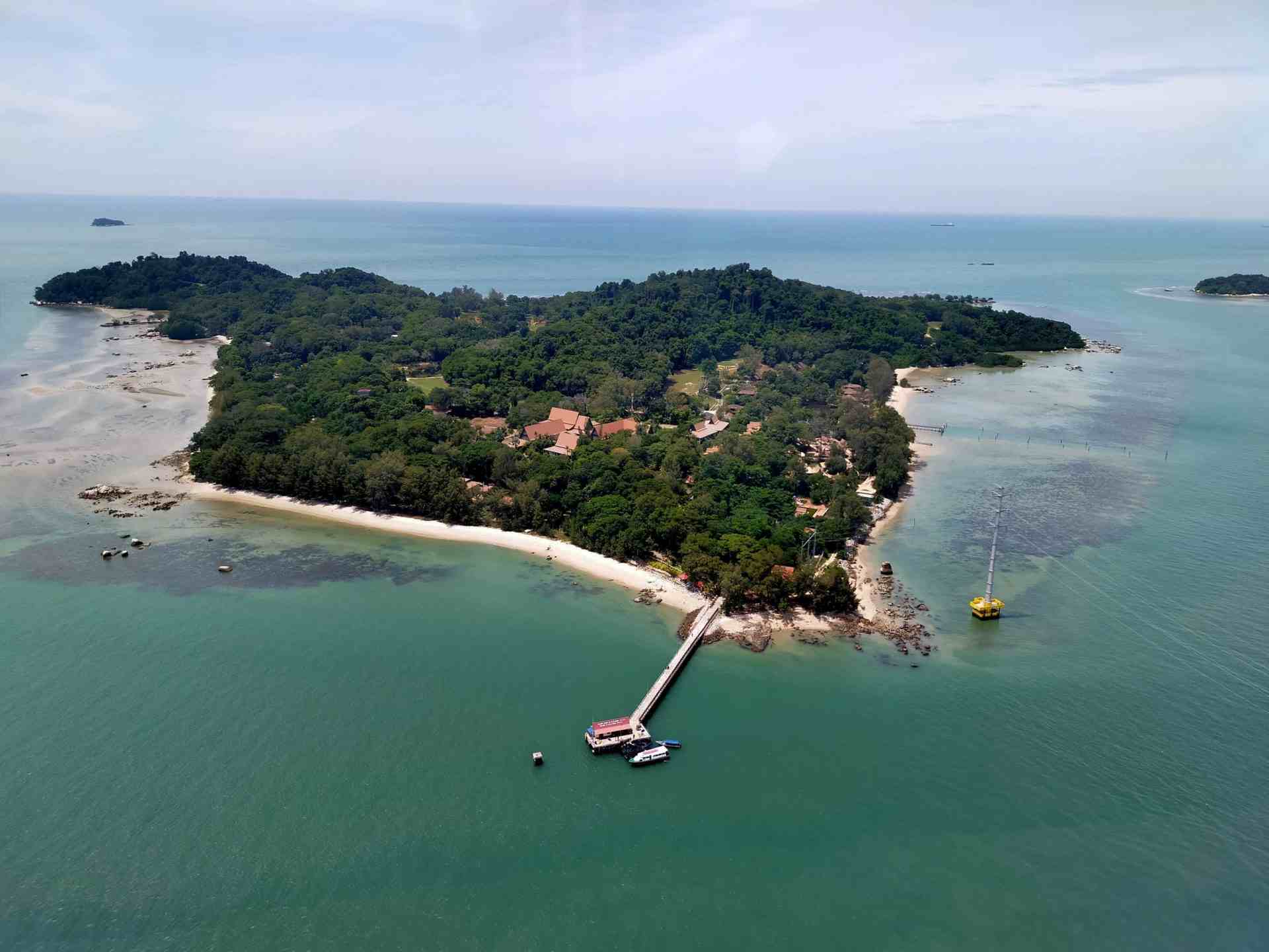 Tok Putih Bersemayam Di Pulau Besar images