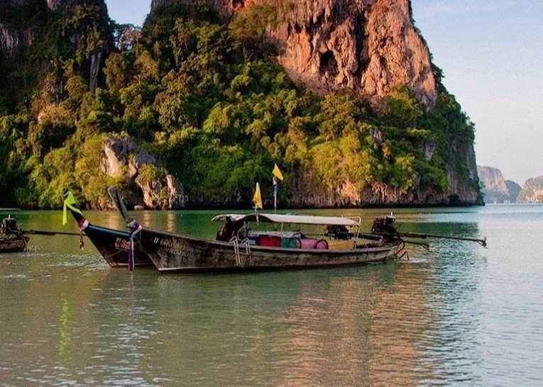 Bajak Laut Dari Tarutao images