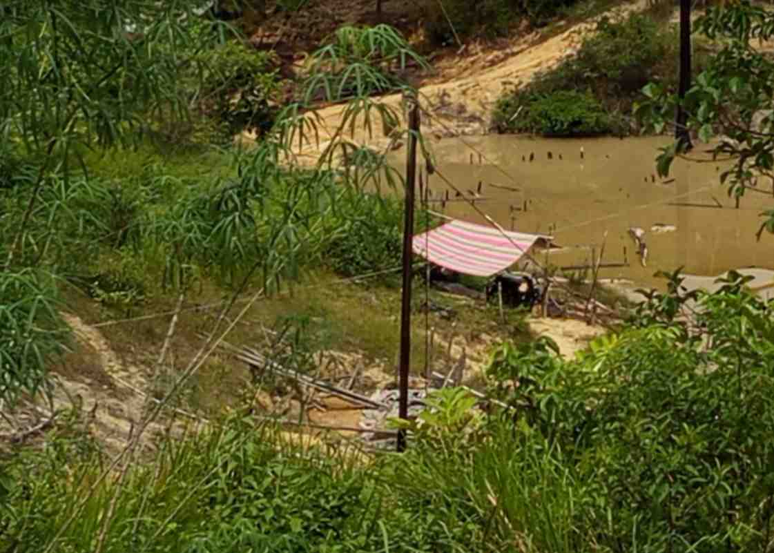 Aktifitas Driling Di Konsesi HTI, Kok Bisa? images