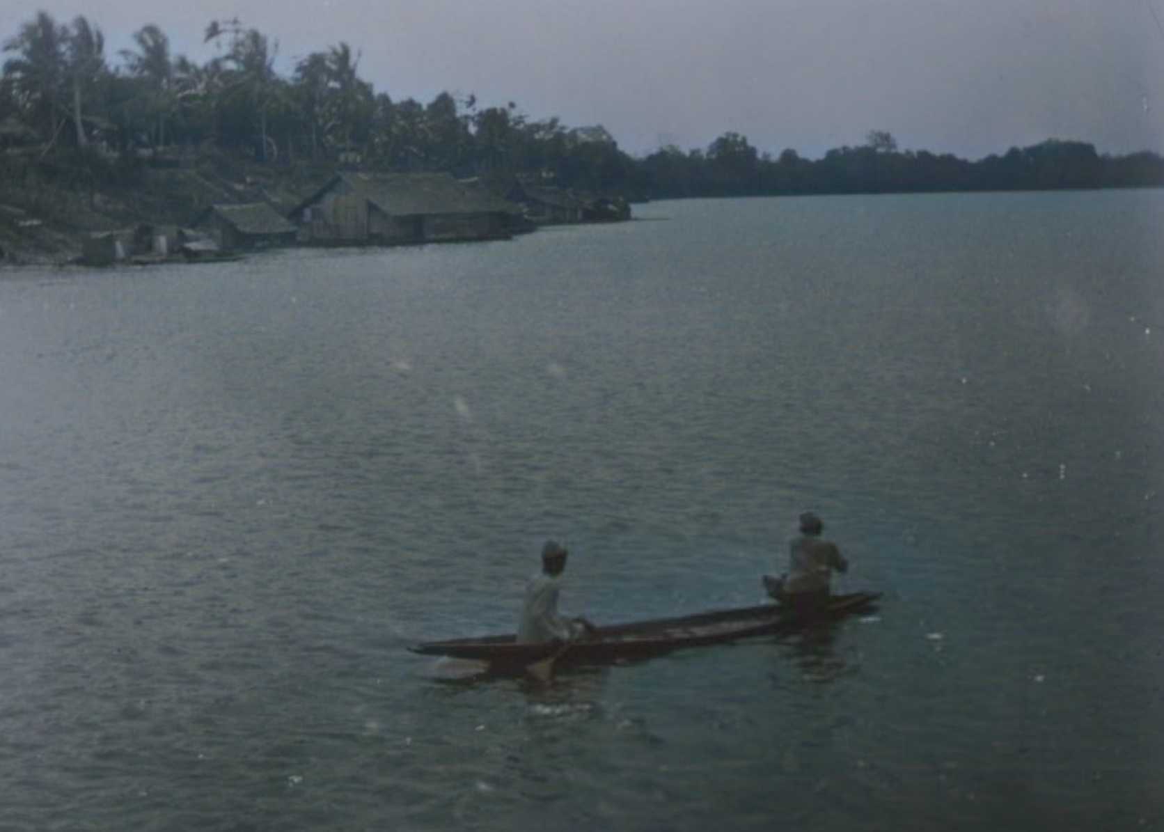 Sejarah Adalah Merawat Luka images