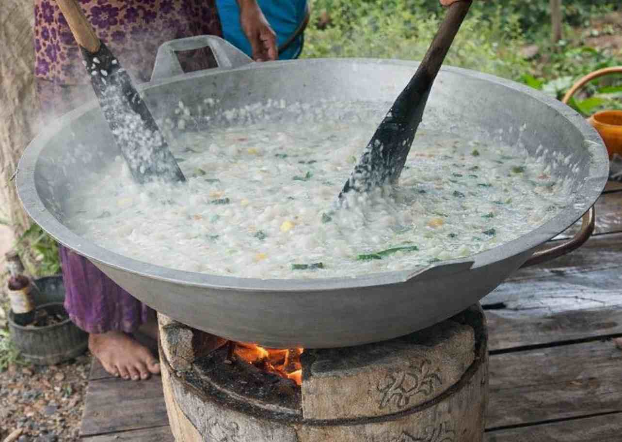 Bubur Asyura Di Pantai Timur Sumatra images