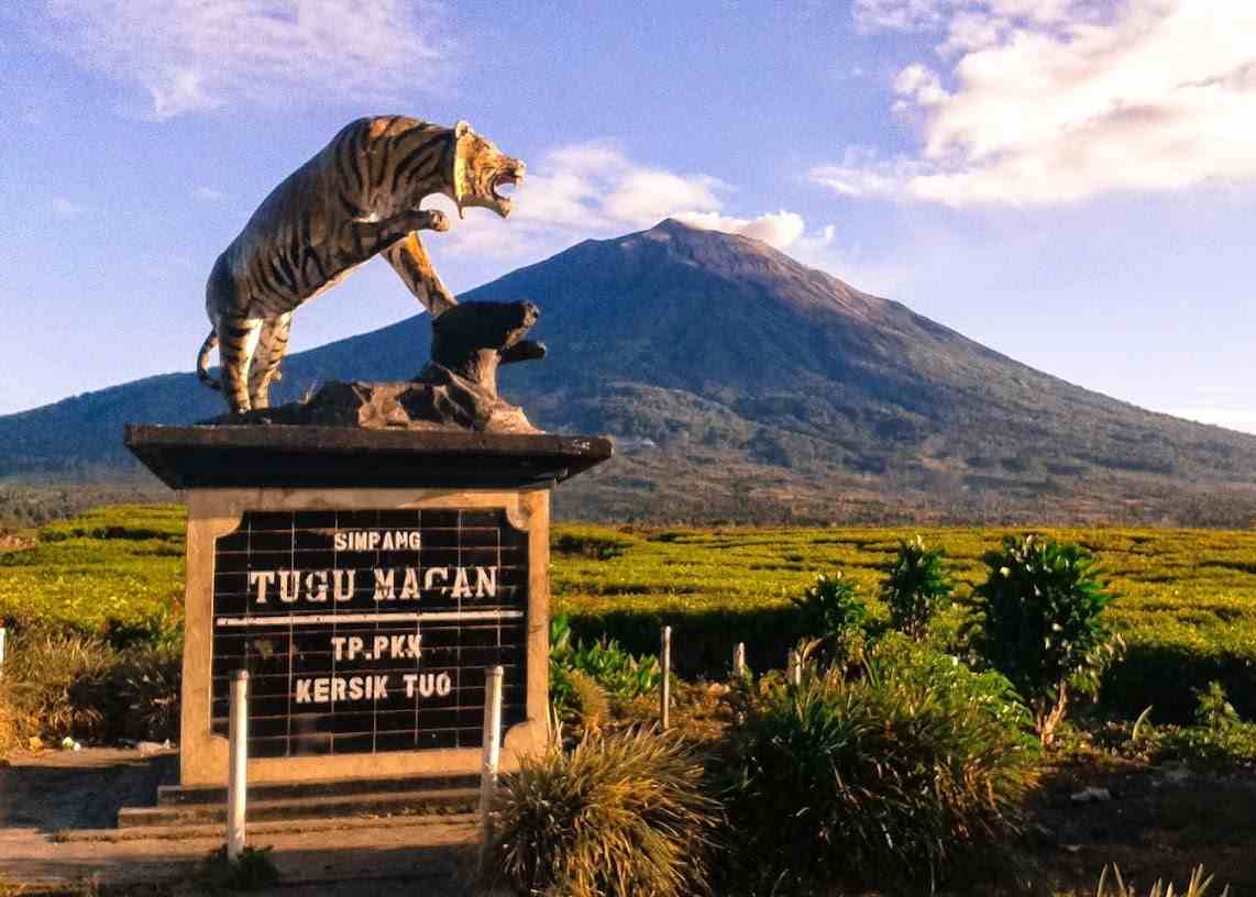 Jangan Tinggalkan Sampah Di Gunung Kerinci images